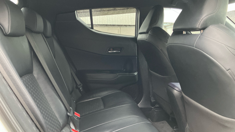 Toyota C-HR 1.2T Dynamic 5dr CVT Petrol Hatchback